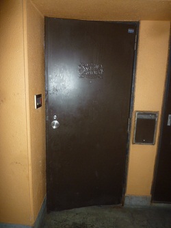 スチール製ドア